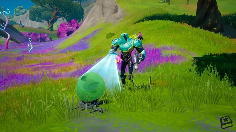 Remember not to get too close to the alien egg as they hatch (Image via FN_Assist/Twitter)