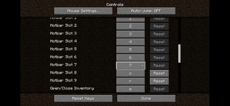 Minecraft controls (Image via Reddit)
