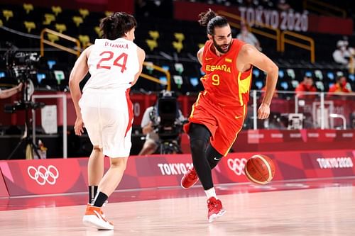 Spain picked up a win in their opening game against Japan