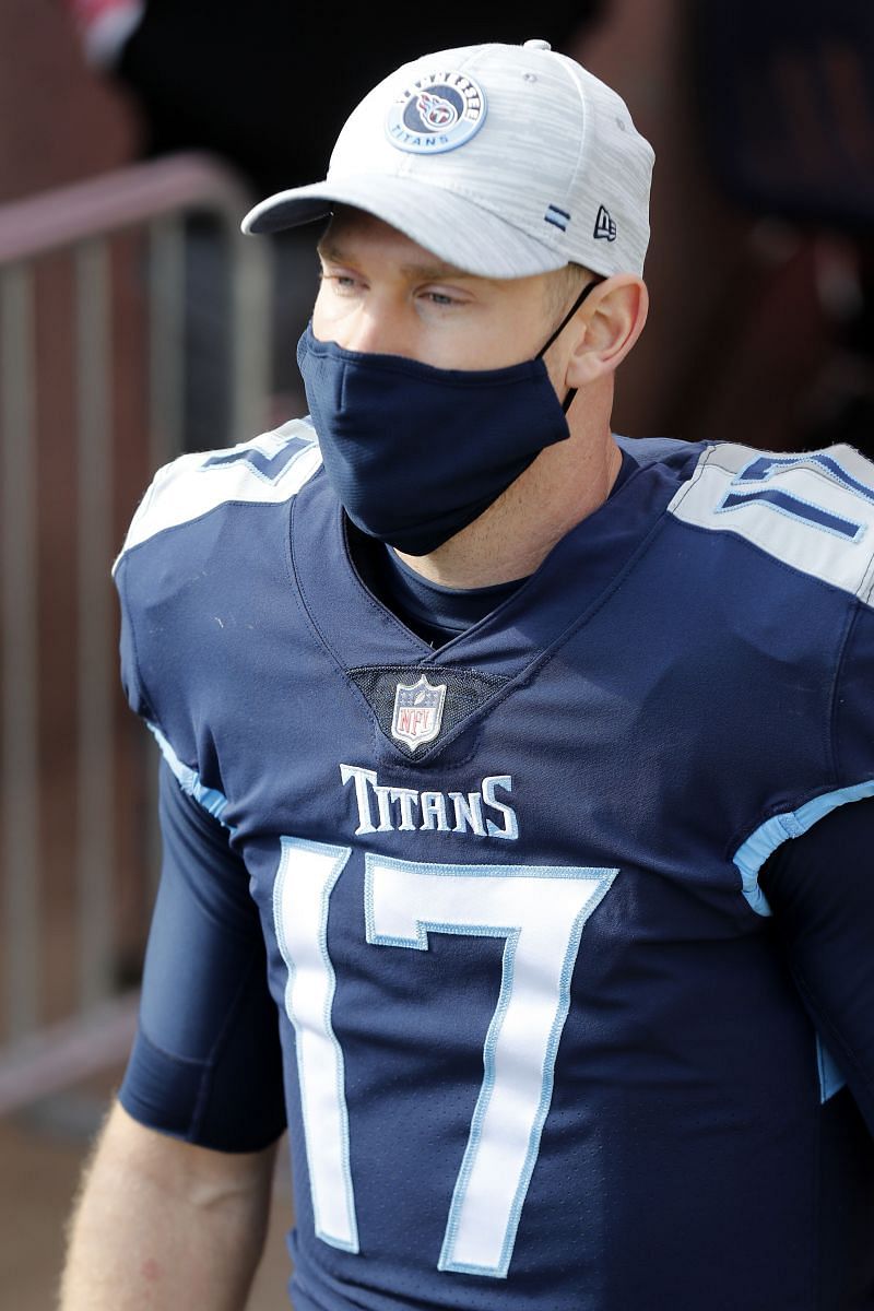 Titans Uniform Wrong : r/Madden