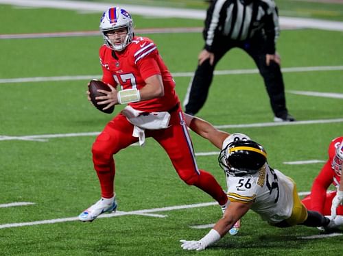 Pittsburgh Steelers v Buffalo Bills