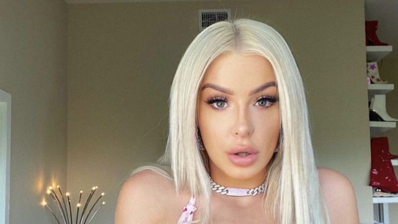 Tana Mongeau denies allegations about trashing a beach in Hawaii (Image via Instagram)