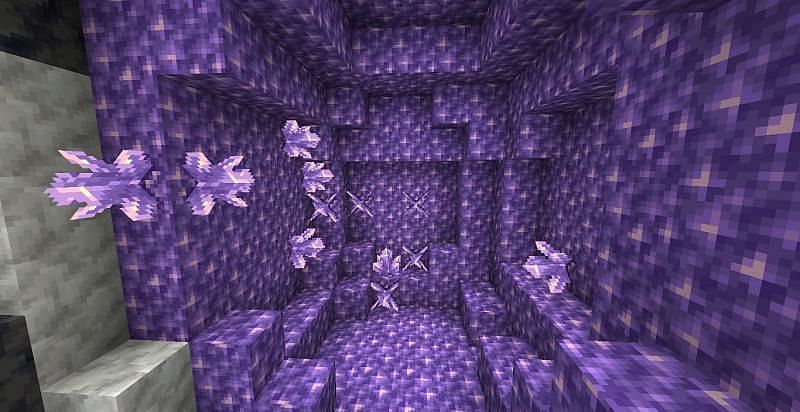 are amethyst caves rare in minecraft