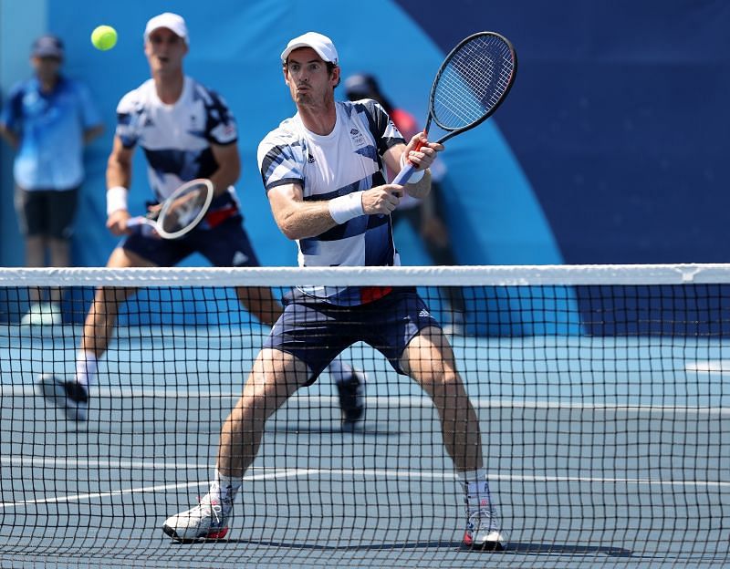 Andy Murray prepares to strike a volley