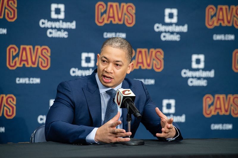 Tyronn Lue at the Cleveland Cavaliers Media Day in 2018