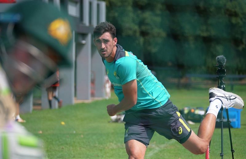 Mitchell Starc in training for Australia (Source 