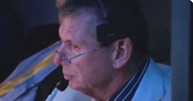 "No more laughing!"- Vince McMahon threatened former WWE champions with $2000 fines during pre-tapes
