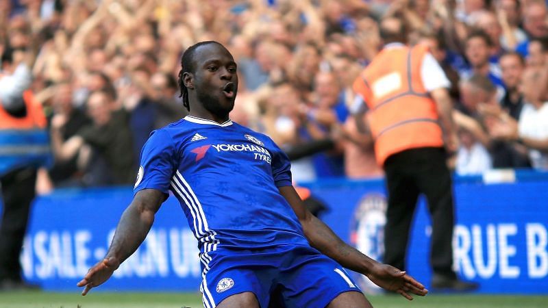 Victor Moses celebrates a goal for Chelsea in their last title-winning campaign