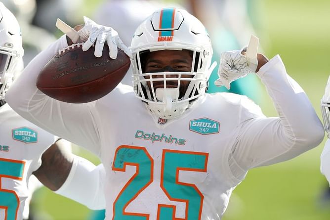 NFL Trade Rumors: What compensation are Dolphins looking for in a Xavien Howard trade?
