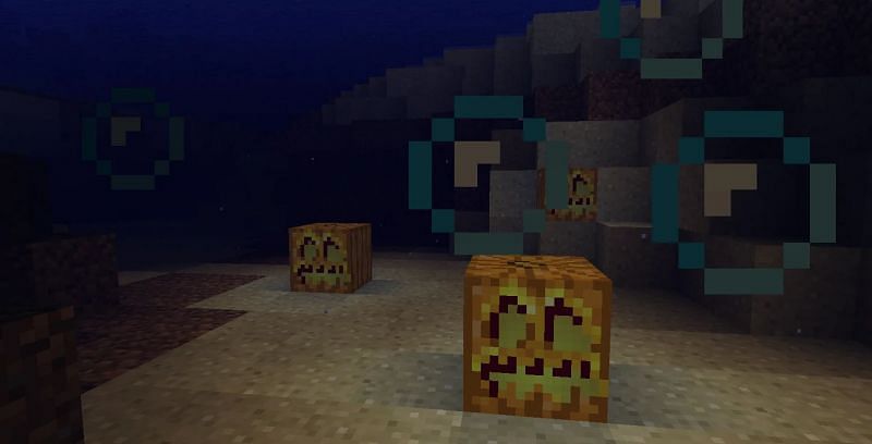 Multiple Jack o&#039; Lanterns acting as underwater lightsources (Image via minecraft.fandom)