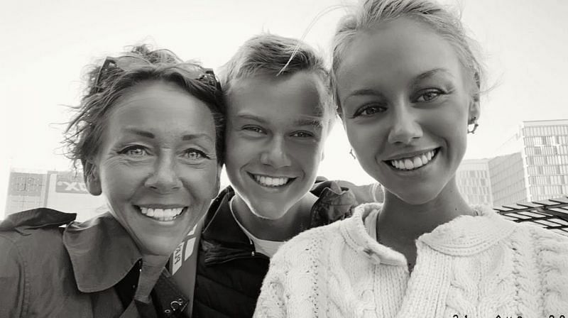 Aneke Rune with her children Holger Rune and Alma Rune