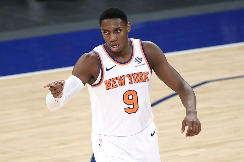 RJ Barrett (#9) of the New York Knicks
