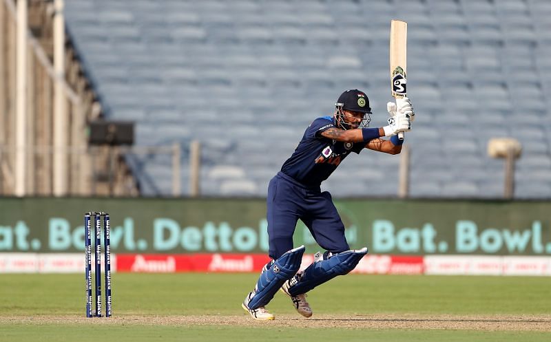 क्रुणाल पांड्या ने अपना पहला वनडे साल 2021 में ही खेला