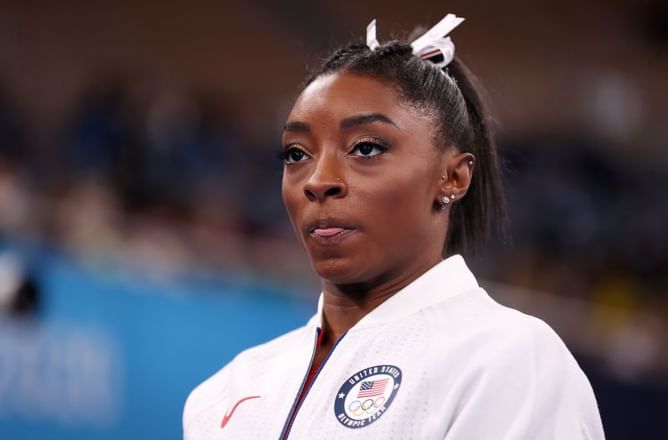5 Olympic medal winners who faced mental health challenges like Simone Biles