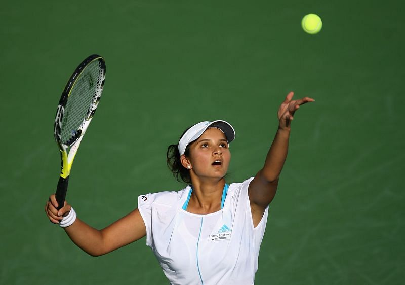 A wrist injury forced Sania Mirza to retire from her singles match in 2008