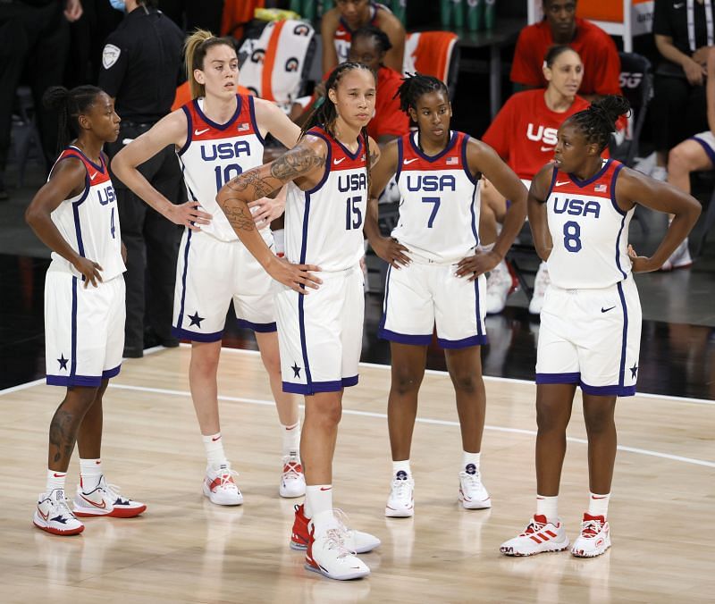 The USA women&#039;s basketball team at the All-Star game.
