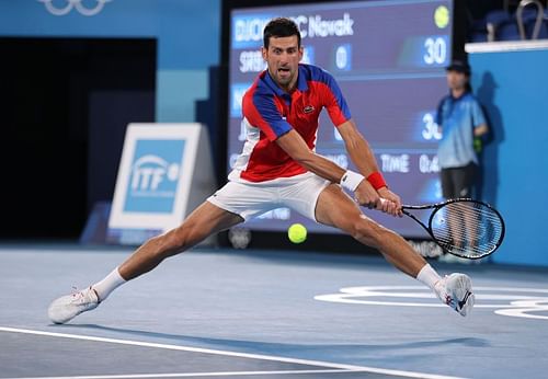 Novak Djokovic in action against Kei Nishikori