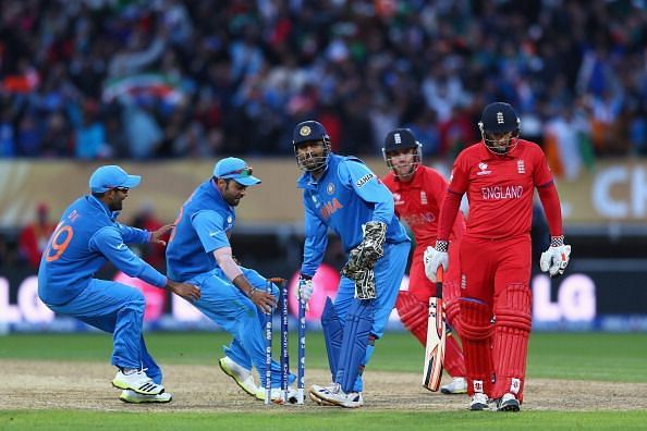 ICC चैंपियंस ट्रॉफी 2013 का फाइनल बारिश की वजह से बाधित हुआ था