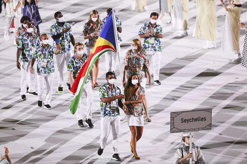 Flag bearers Felicity Passon and Rodney Govinden of Team Seychelles during the Opening Ceremony