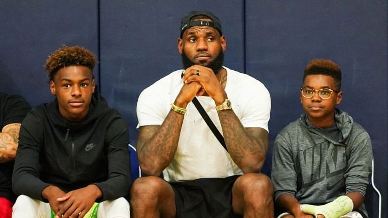 LeBron James with his sons, Bronny James (left) and Bryce Maximus James (right)