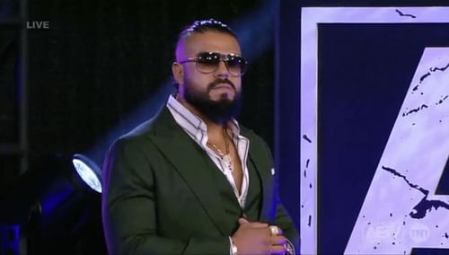 Andrade El Idolo introduced a luchador legend as his executive consultant on Dynamite