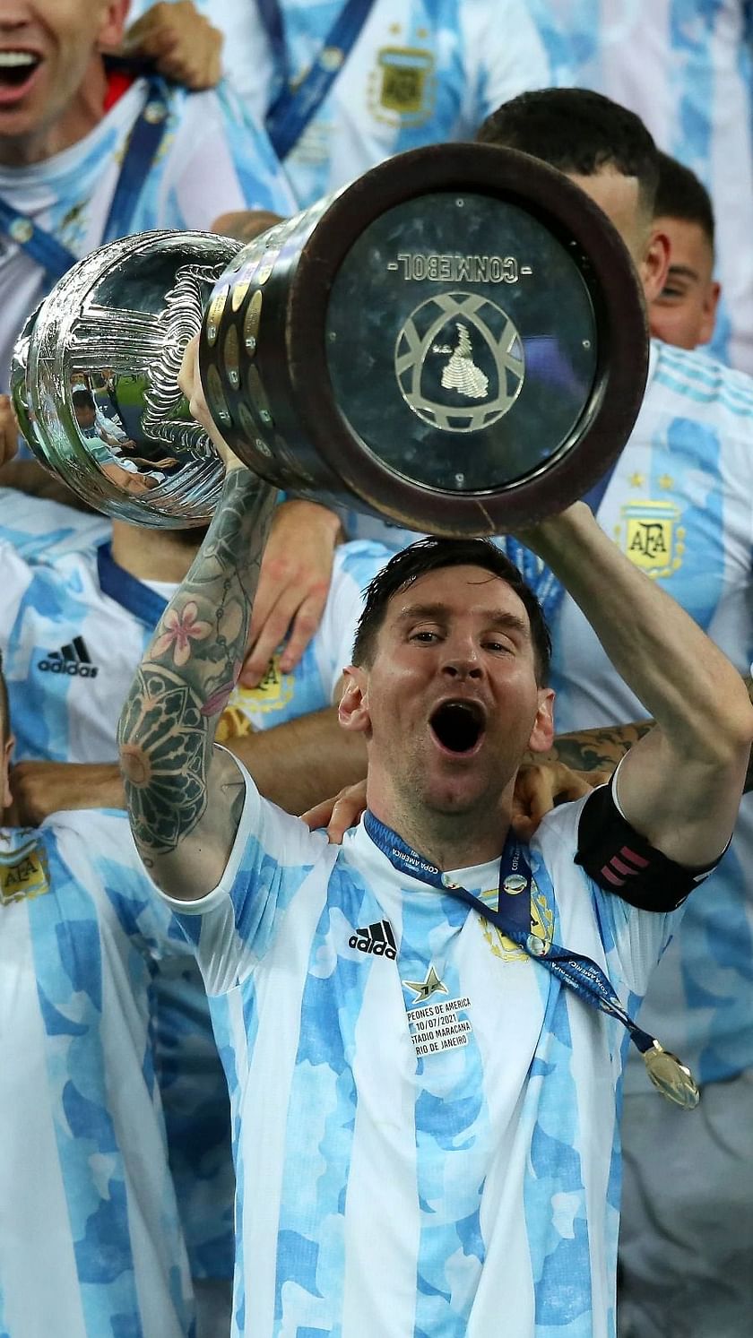 Top 5 Footballers Who Have Won The Most Number Of Major Trophies top-5-footballers-who-have-won-the-most-number-of-major-trophies