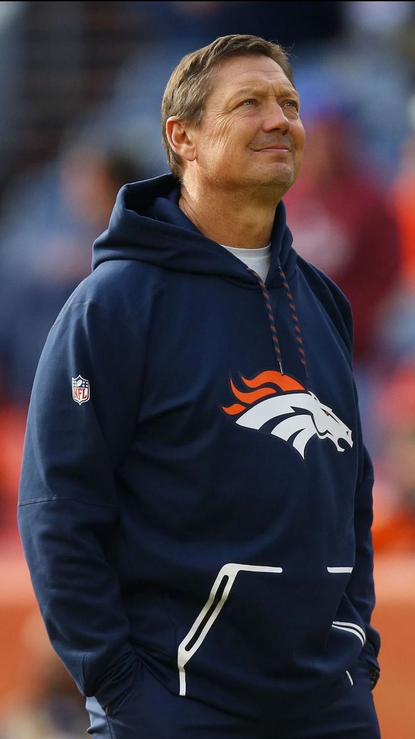 rick-dennison-salary-how-much-did-nfl-offensive-line-coach-earn-at-the-minnesota-vikings