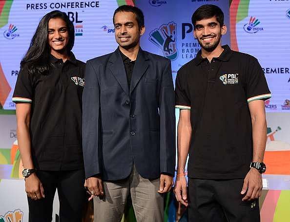 Pullela Gopichand (centre) with PV Sindhu and Kidambi Srikanth