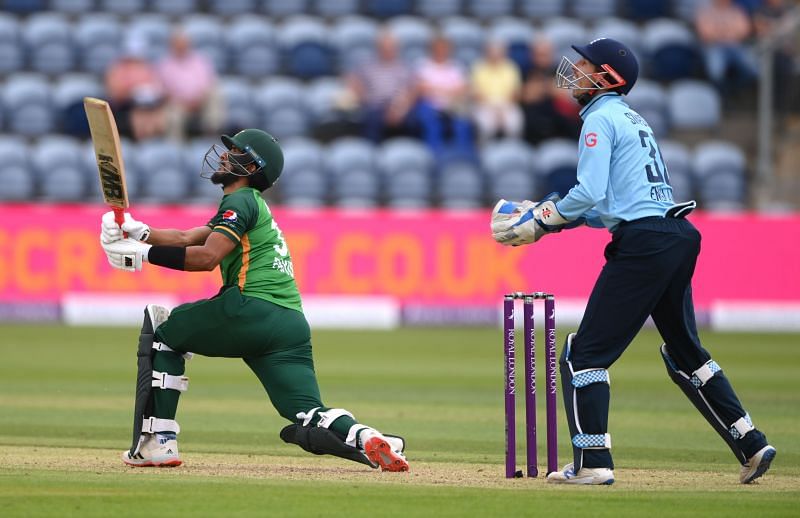 Can the home side take an unassailable 2-0 lead against Pakistan at Lord&#039;s?