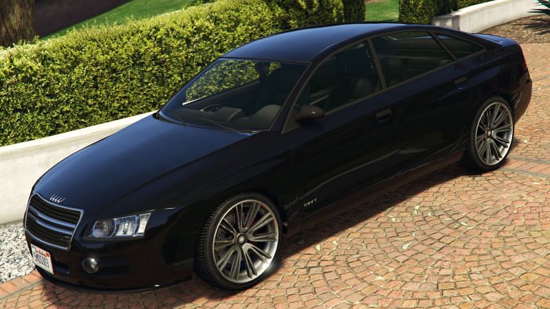 Michael likes his cars looking classy (Image via GTA Wiki)