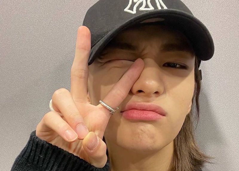 STAY trend #lettuce with 1.3 million tweets after Stray Kids Hyunjin  returns to JYP's Bubble while eating the vegetable