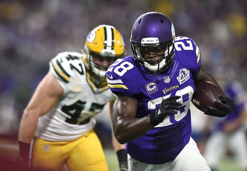 Green Bay Packers v Minnesota Vikings