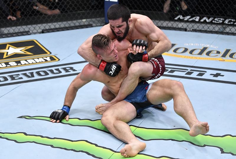 Islam Makhachev takes down Drew Dober at UFC 259