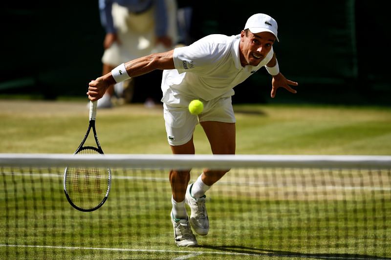 Roberto Bautista Agut and Denis Shapovalov have not met each other on tour before