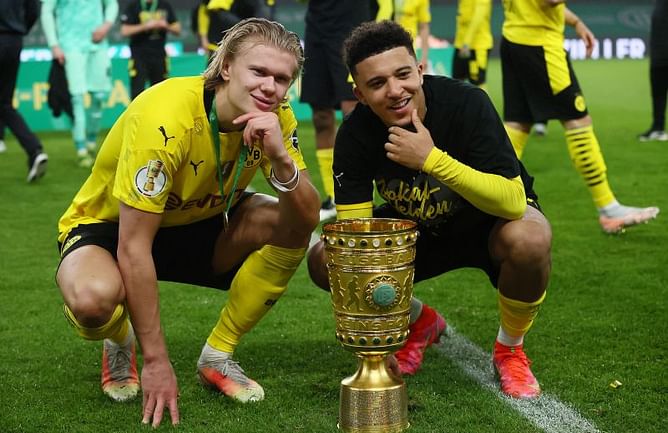 Manchester United could pounce on Chelsea's pursuit of Erling Haaland