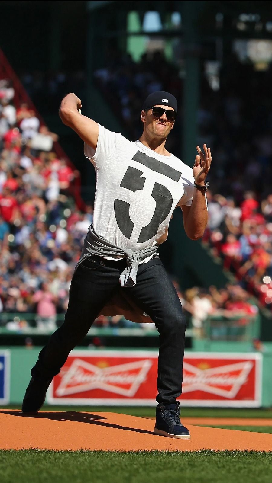 Tom Brady was drafted by Expos. How good was TB12 at baseball?