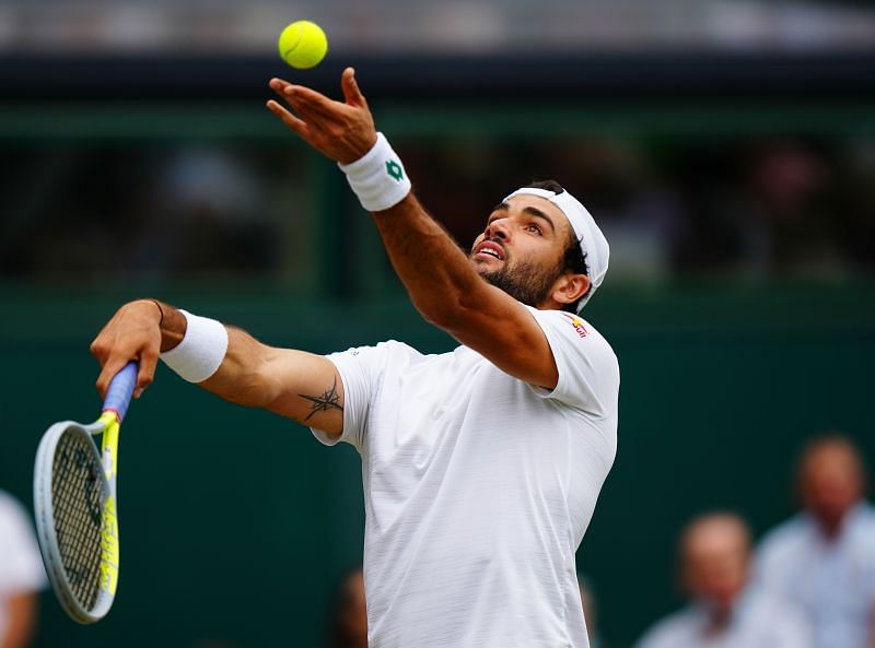 Matteo Berrettni serving