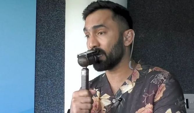 'मेरी कमेंट्री के दौरान दिए गए गलत बयान के लिए माफ़ी मांगता हूँ'