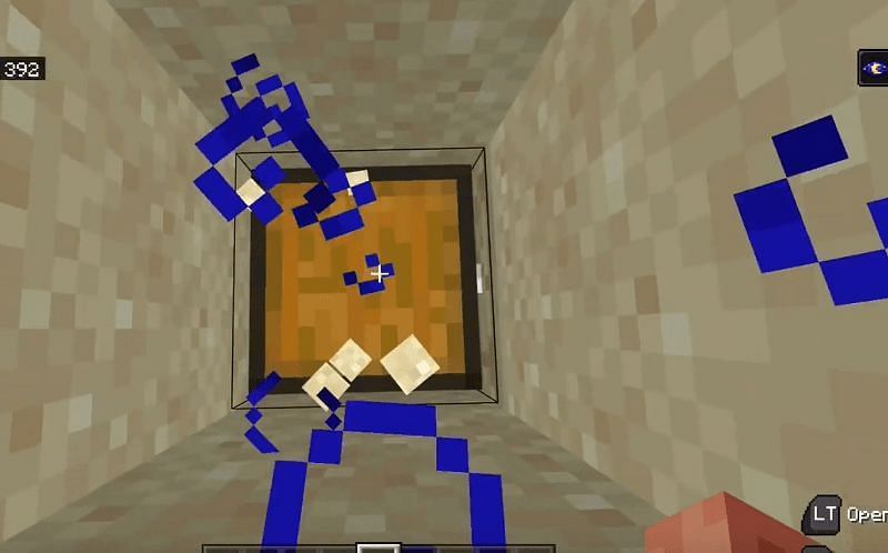 A chest buried underground (Image via minecrafthowto)