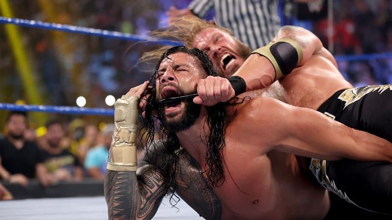 Roman Reigns tapped out to WWE Hall of Famer Edge
