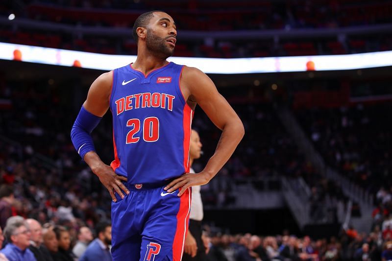 Wayne Ellington (#20) of the Detroit Pistons