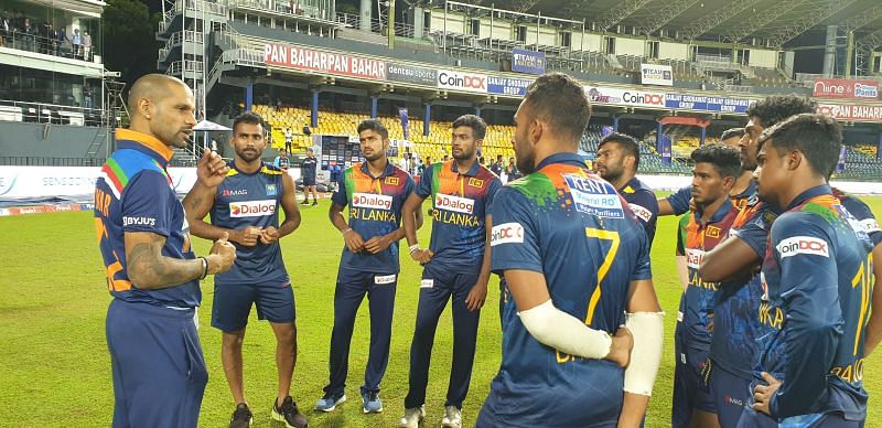 Shikhar &lt;a href=&#039;https://www.sportskeeda.com/player/shikar-dhawan&#039; target=&#039;_blank&#039; rel=&#039;noopener noreferrer&#039;&gt;Dhawan&lt;/a&gt; with the Sri Lankan team after India&#039;s loss in the third T20I (Photo: BCCI)