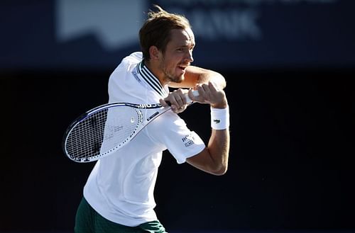 Daniil Medvedev sailed past Grigor Dimitrov