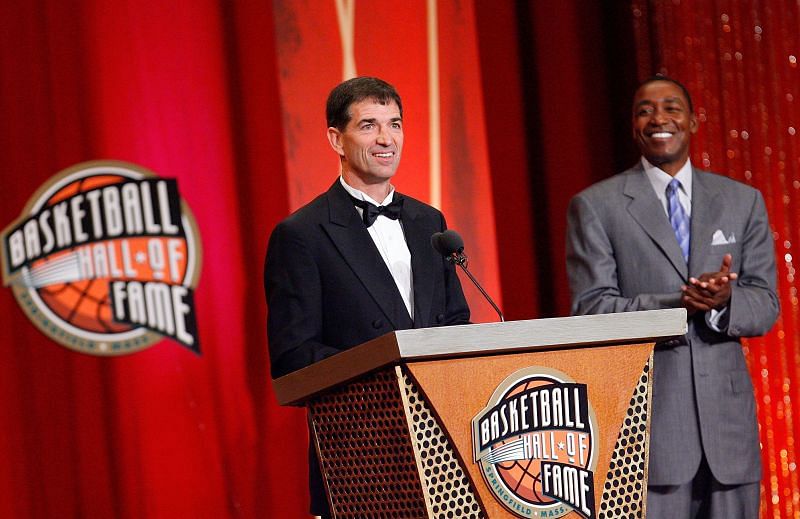 Isiah Thomas presents John Stockton to the Naismith Memorial Basketball Hall of Fame.