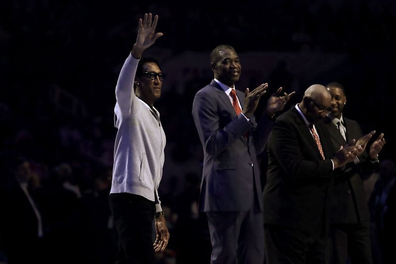 Scottie Pippen acknowledges the fans in the 69th NBA All-Star Game