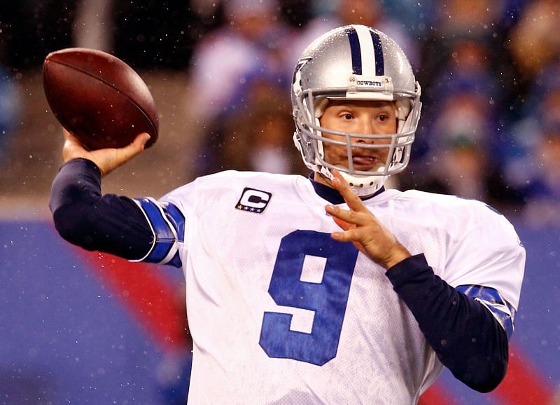 Tony Romo for the Dallas Cowboys v New York Giants