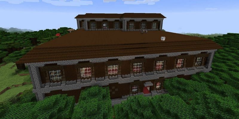 With so many different rooms, including secret ones, it&#039;s no surprise woodland mansions have tons of loot. Image via Mojang