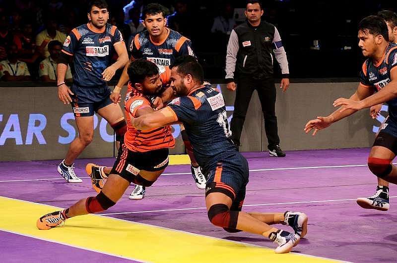 Vishal Mane is one of the strongest cover defenders in the league (Image - PKL)