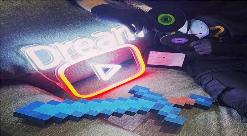 Dream, the Minecraft-playing  star, finally reveals his