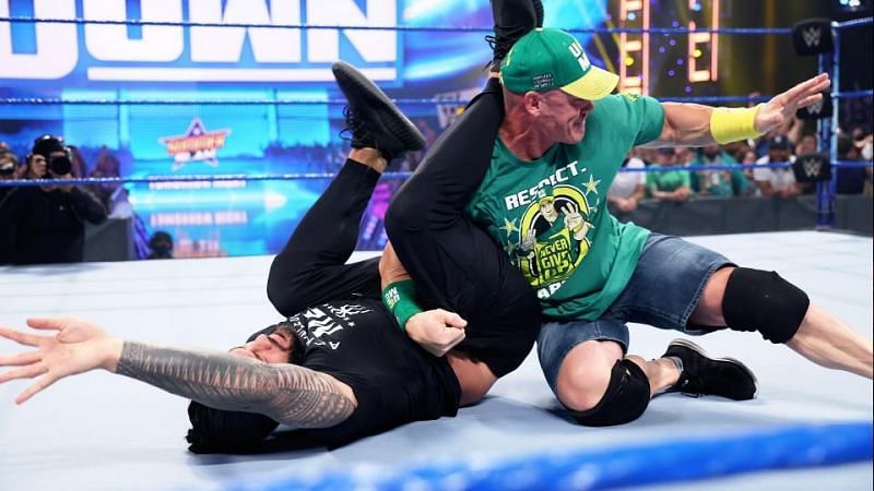 WWE SmackDown में रोमन रेंस और जॉन सीना समेत कई दिग्गज सुपरस्टार्स नजर आए